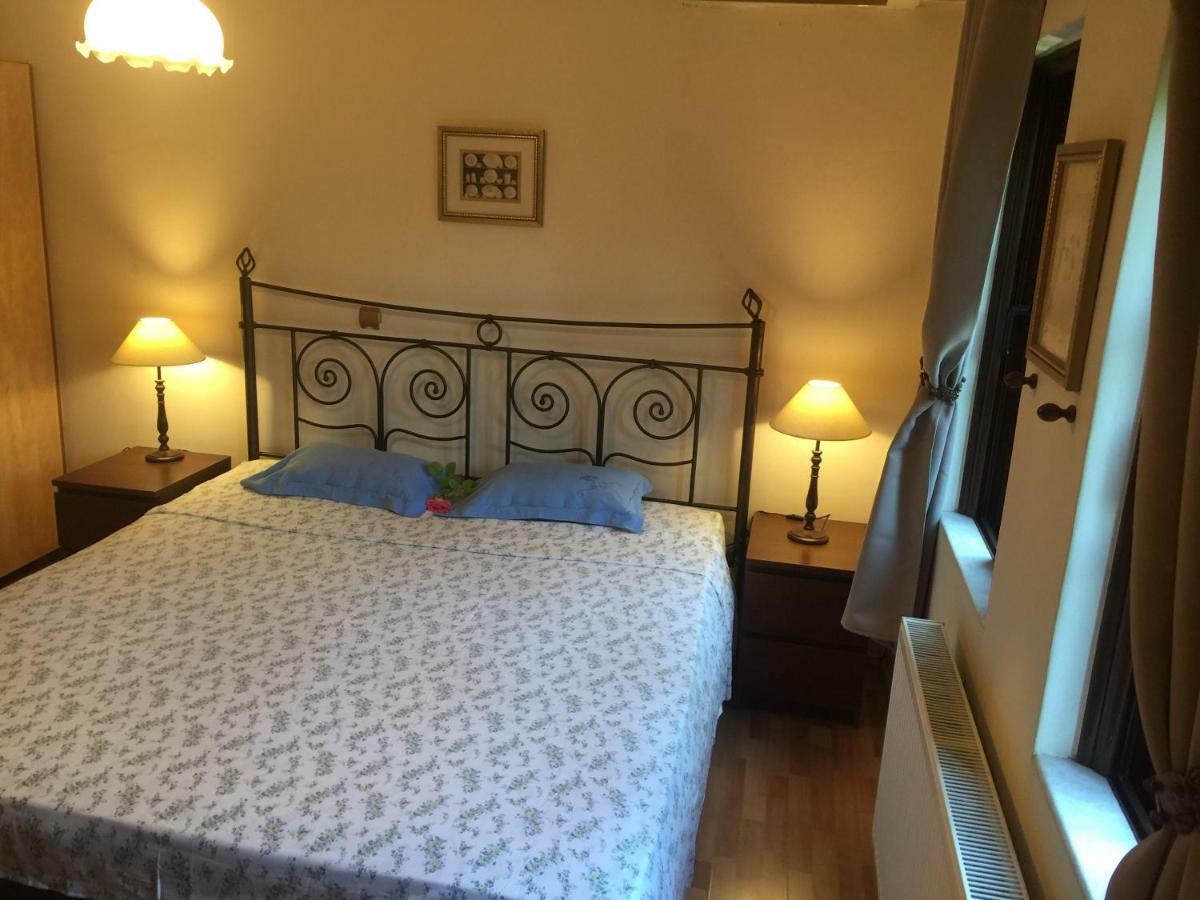 Rafina Great Feeling Villa Exterior photo